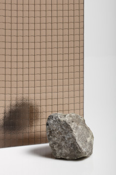 Gewapend/armee brons Gewapend/armee brons